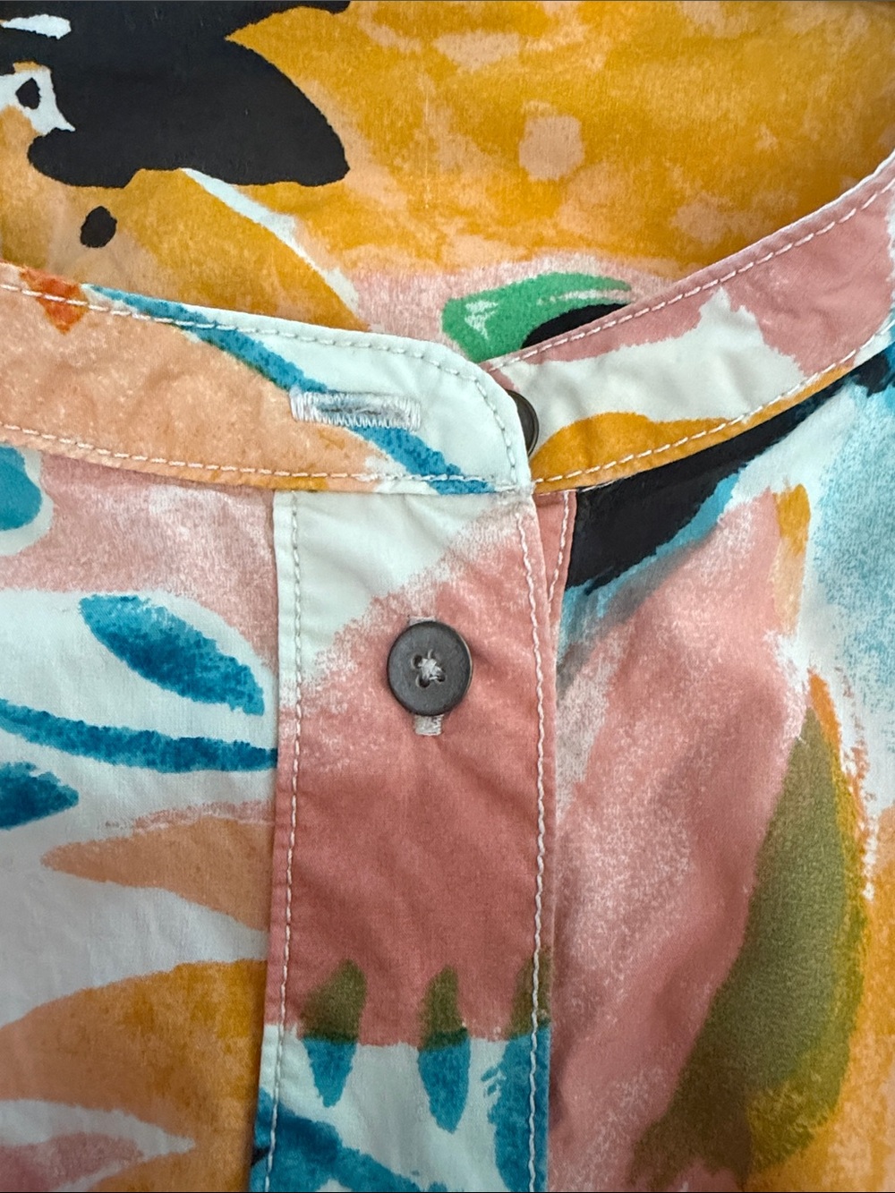 Anthropologie Multicolor Floral Button-Front Blouse. - Picture 4 of 8